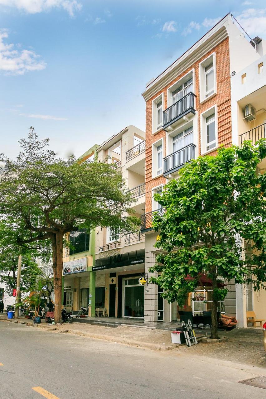Oyo 138 Aparthotel 18 Ho Chi Minh City Exterior photo